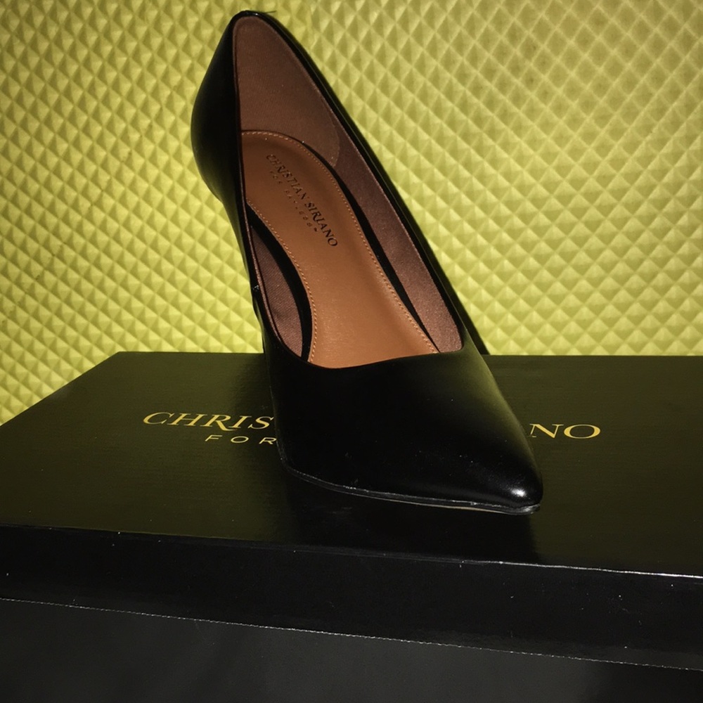 ❤️❤️Gorgeous black pumps NWT comfortable heels - Picture 5 of 8